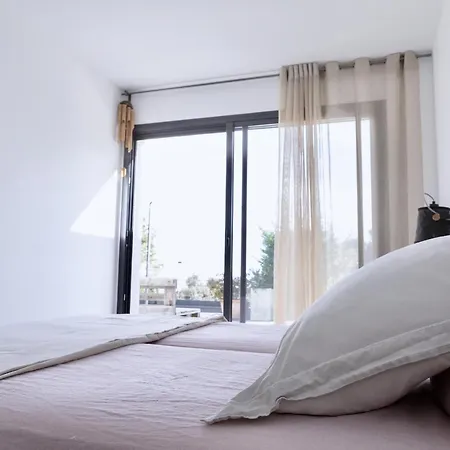 Maison Vue Exceptionnelle Meyjande Nyaraló